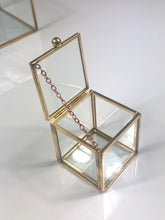 Load image into Gallery viewer, Antique Glass And Gold Finish Jewellery Box
