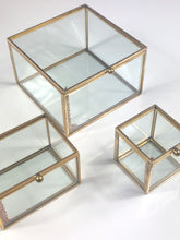 Load image into Gallery viewer, Antique Glass And Gold Finish Jewellery Box
